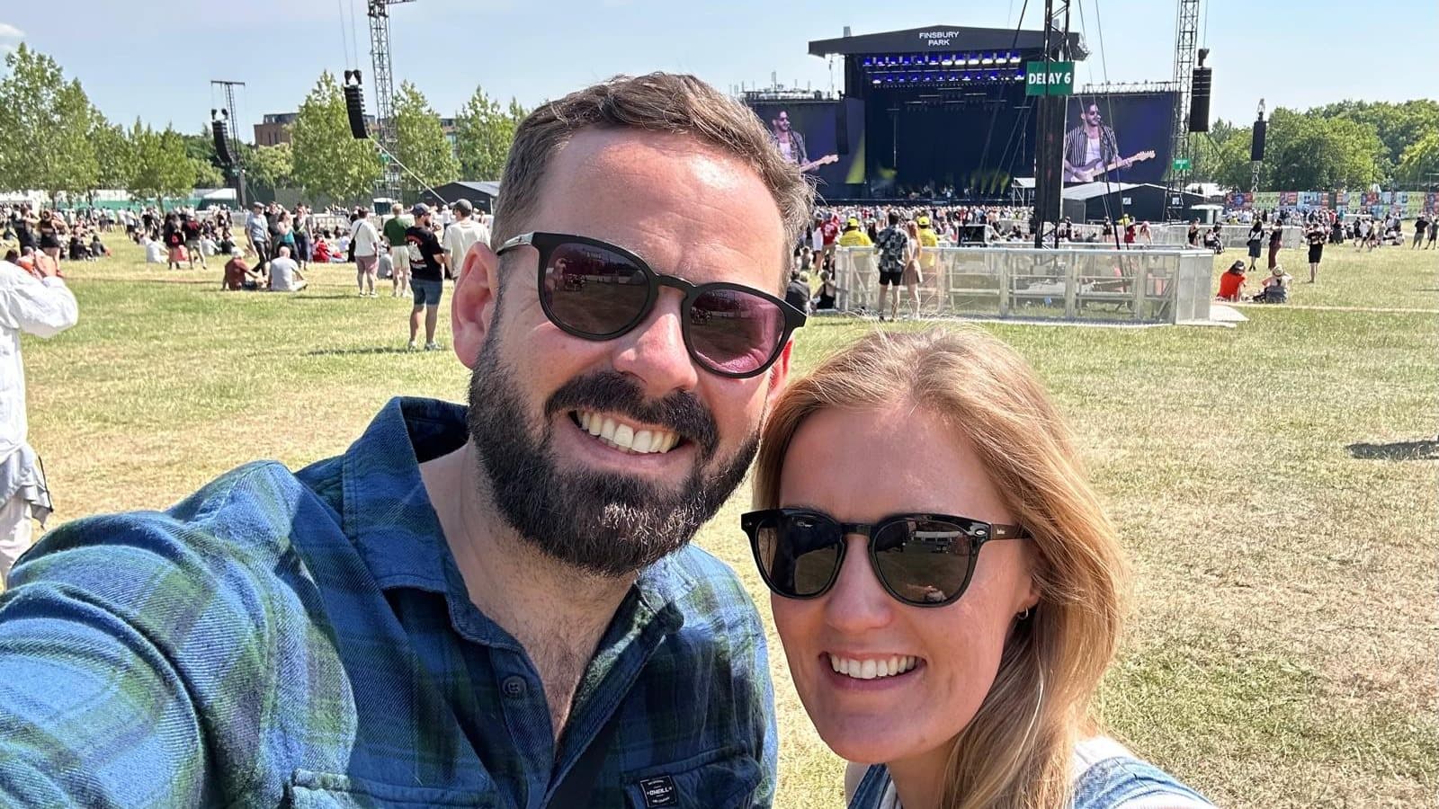 Jess and Lee, founders of Very Minted, at a festival